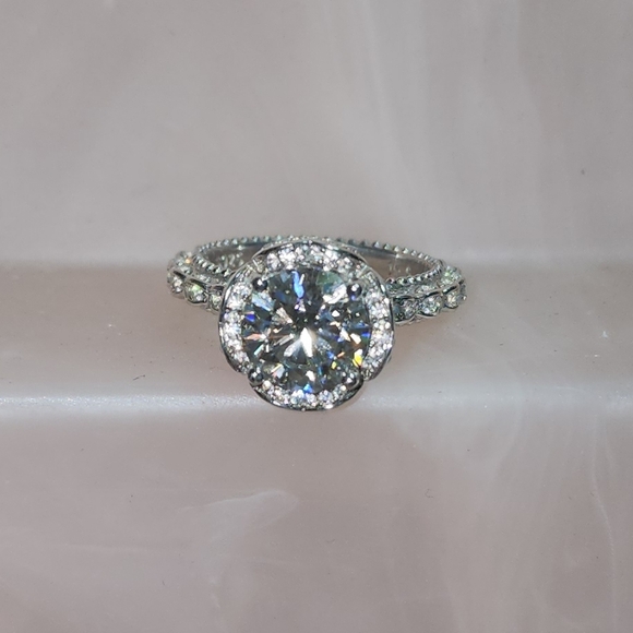 Vintage Style Mossinite 3ct Ring Sz 7 Round Flower EUC - Picture 11 of 12